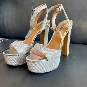 Steve Madden all rhinestone heels. Size 8.5.